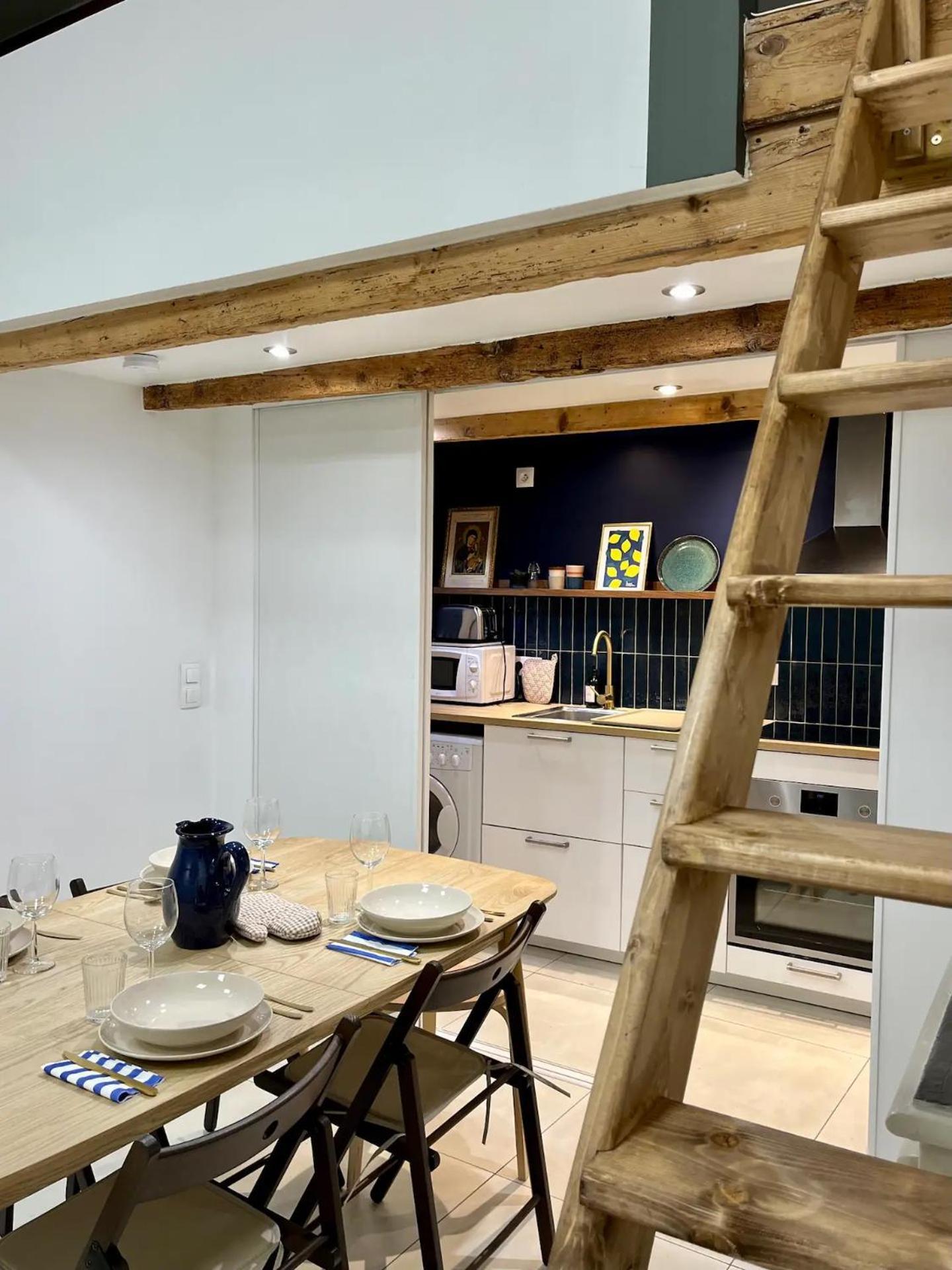 Le Chaptal • Beau T2 • Clim • Centre Gare St Roch Apartment Montpellier Bagian luar foto